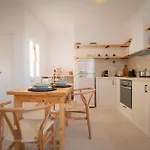 Stone Waves αpartments &