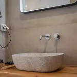 Stone Waves αpartments *