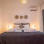 Stone Waves αpartments *