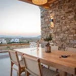 Apartment Stone Waves αpartments & *