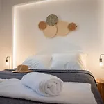Stone Waves αpartments & * Agios Arsenios