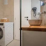 Stone Waves αpartments