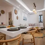 Stone Waves αpartments & Apartment *