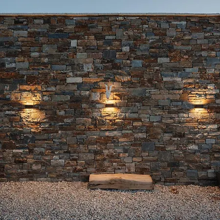 Stone Waves αpartments & * Agios Arsenios